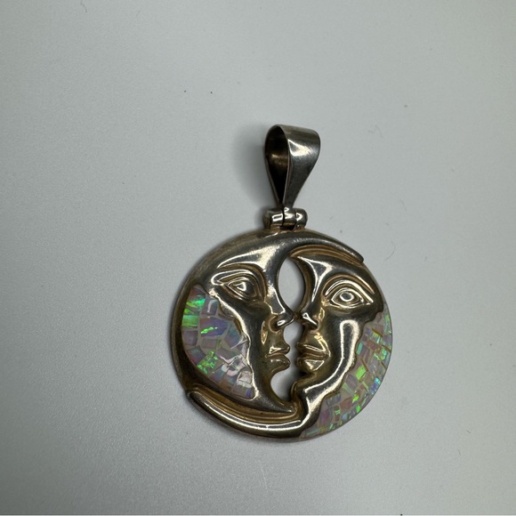 950 Sterling Silver Moon Pendant Opal Inlay Celestial Bohemian Goddess Whimsical - Picture 2 of 10